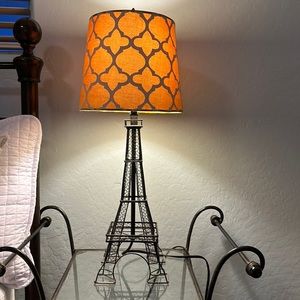 Eiffel Tower lamp
